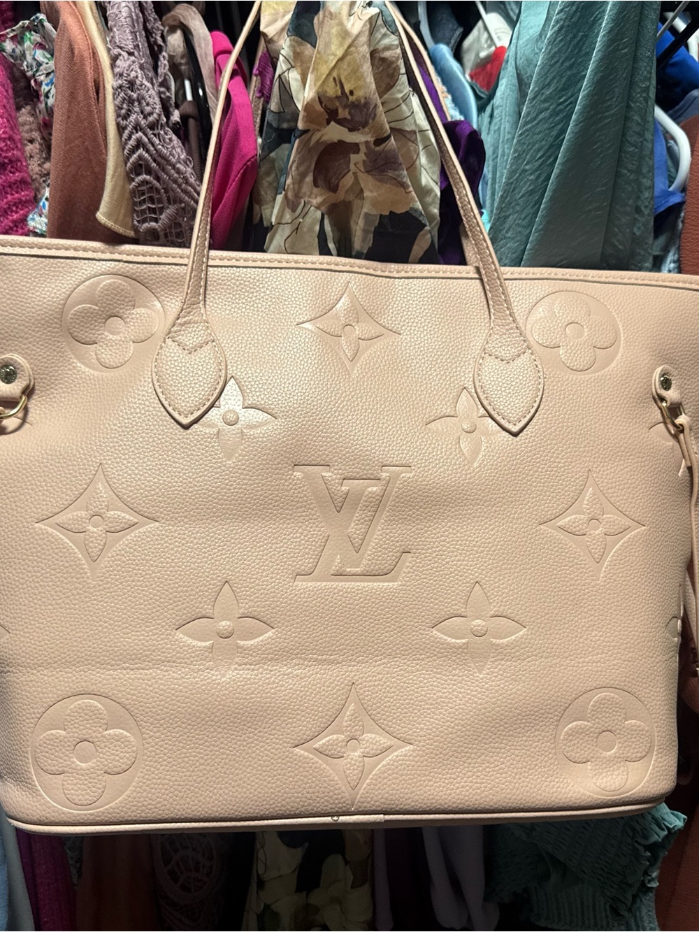 Luxury Embossed Tote and Pouch in Pale Beige - Picture 2 of 3